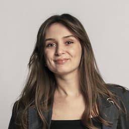 Picture of Elena Luchita, Head of Marketing at Liveblocks